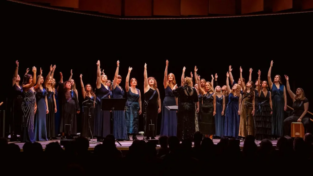 Ty ljuset vilar där – en vinterkonsert med Bella Voce – Lunds Studentsångerskor